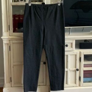 Gorgeous J.Jill form fitting size medium straight leg pants